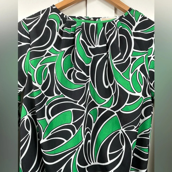 Michael Kors long sleeve crewneck blouse, XS smocked waistband, loose fit Office - Picture 3 of 12